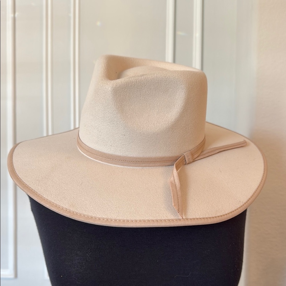Elegant Cream Women's Hat